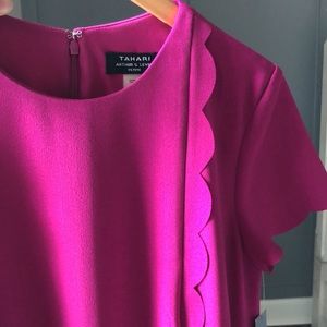 Tahari Scallop Magenta dress in 6 Petite